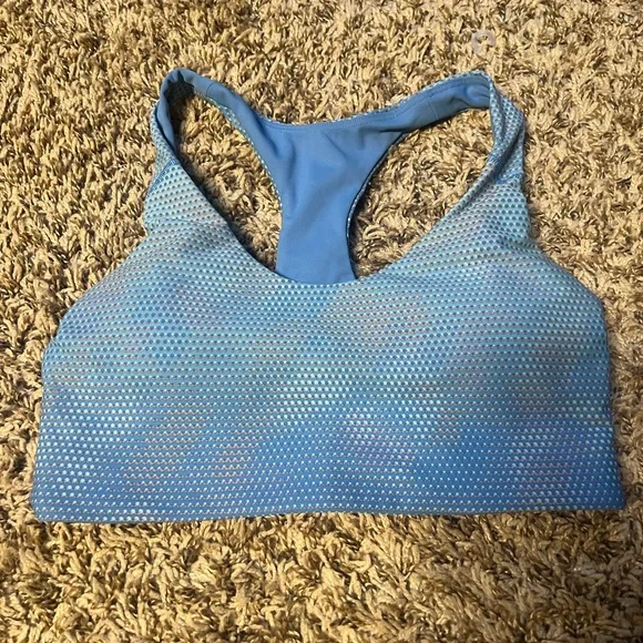 Old Navy Powersoft Racerback Sports Bra - Picture 2 of 4